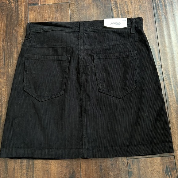 NWT - Kensie High Rise Fine Wale Cord Skirt with Button Detail - Picture 8 of 11